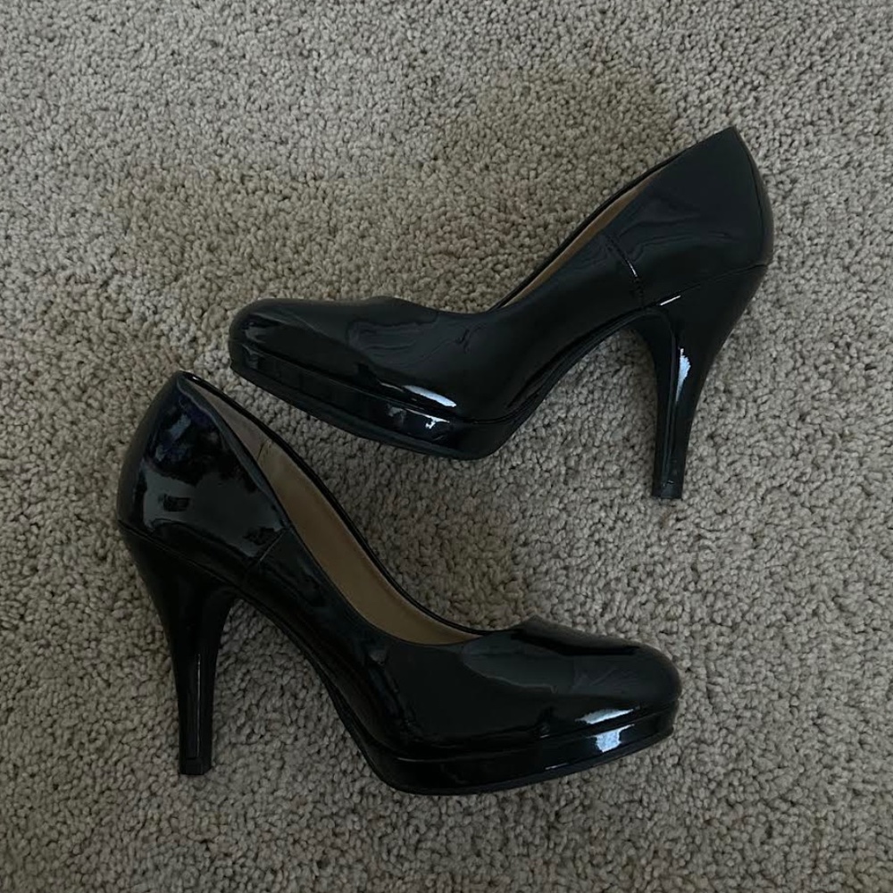 Black Pump Heels